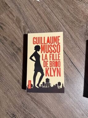 Guillaume Musso "La Fille de Brooklyn" Paperback - french